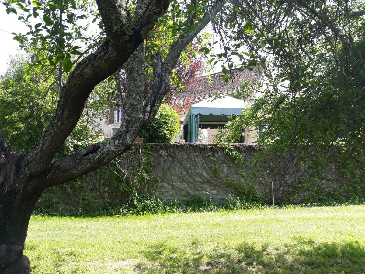 Les Gites De L'Orta Saint-Jean-d'Eyraud Luaran gambar